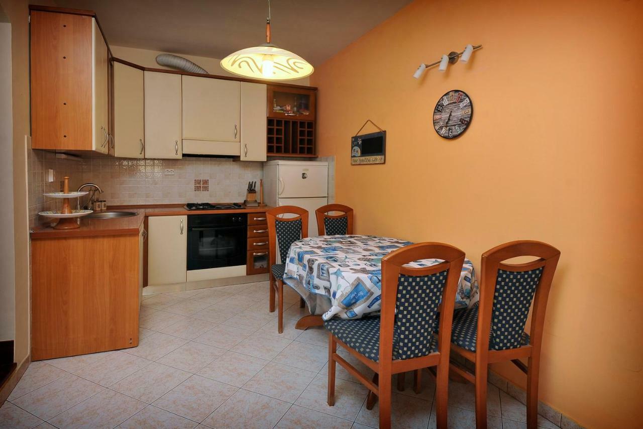 Appartement Apartman Bella à Split Extérieur photo